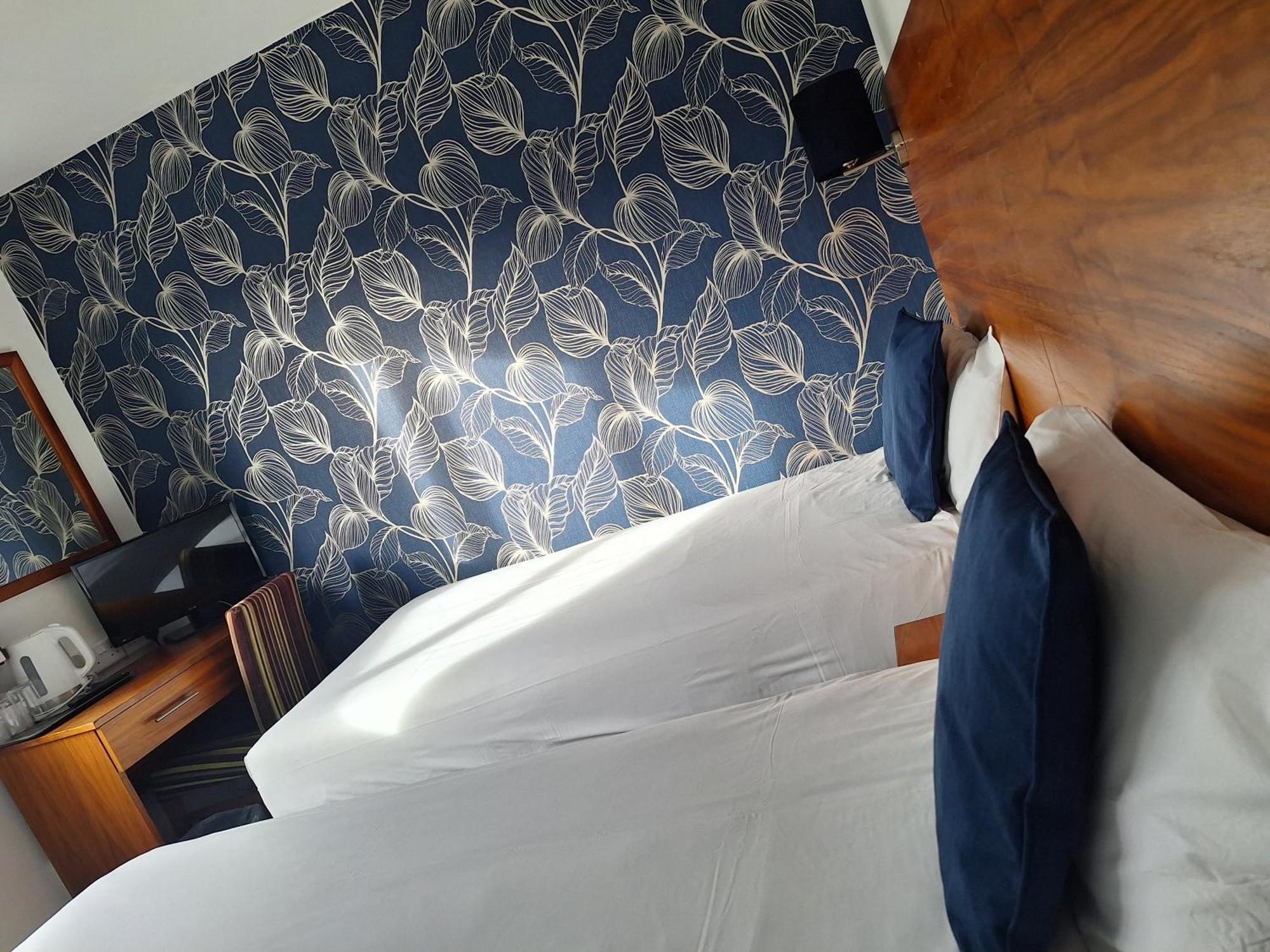 Stockwood Hotel - Luton Airport Δωμάτιο φωτογραφία