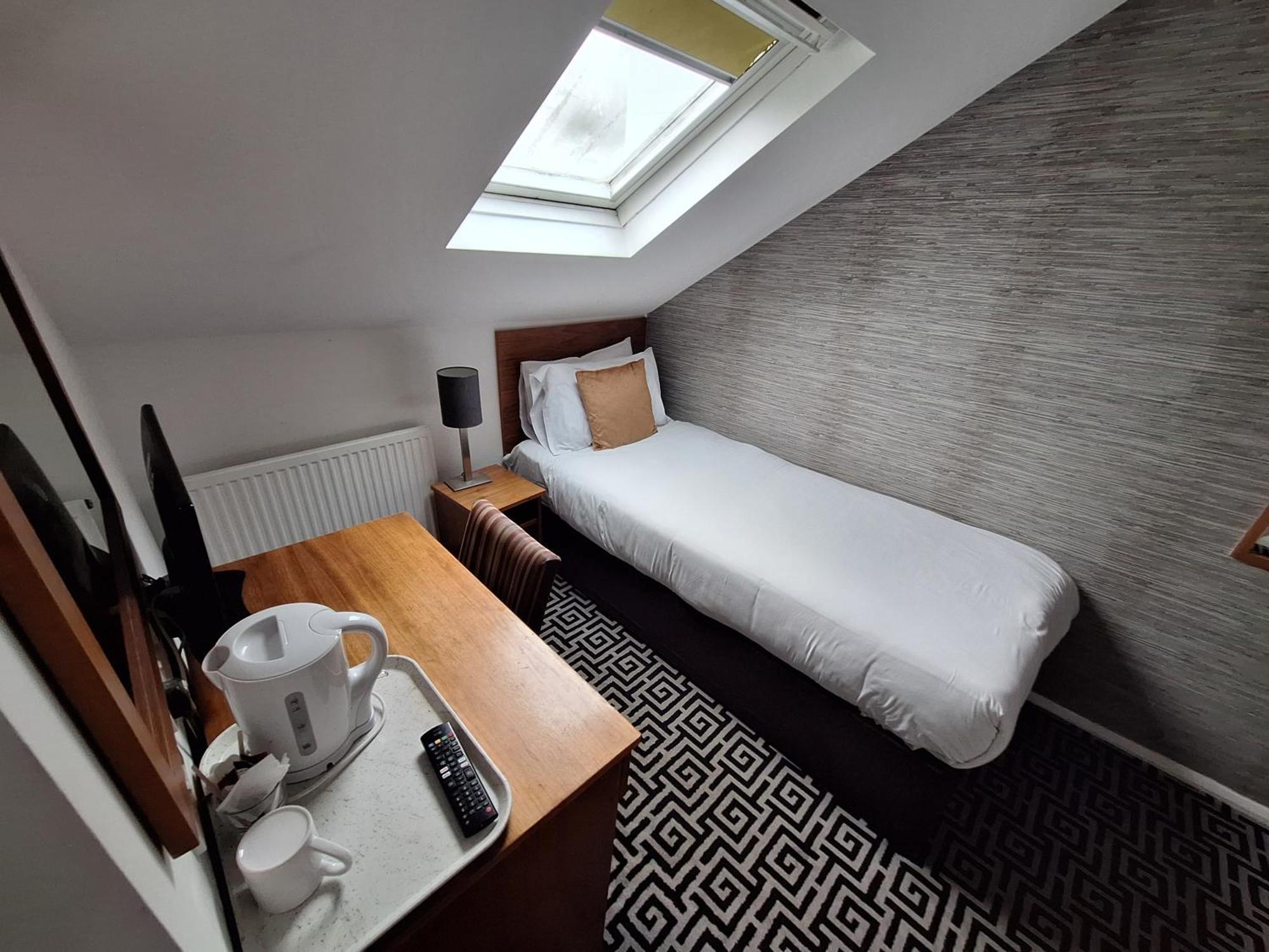 Stockwood Hotel - Luton Airport Εξωτερικό φωτογραφία